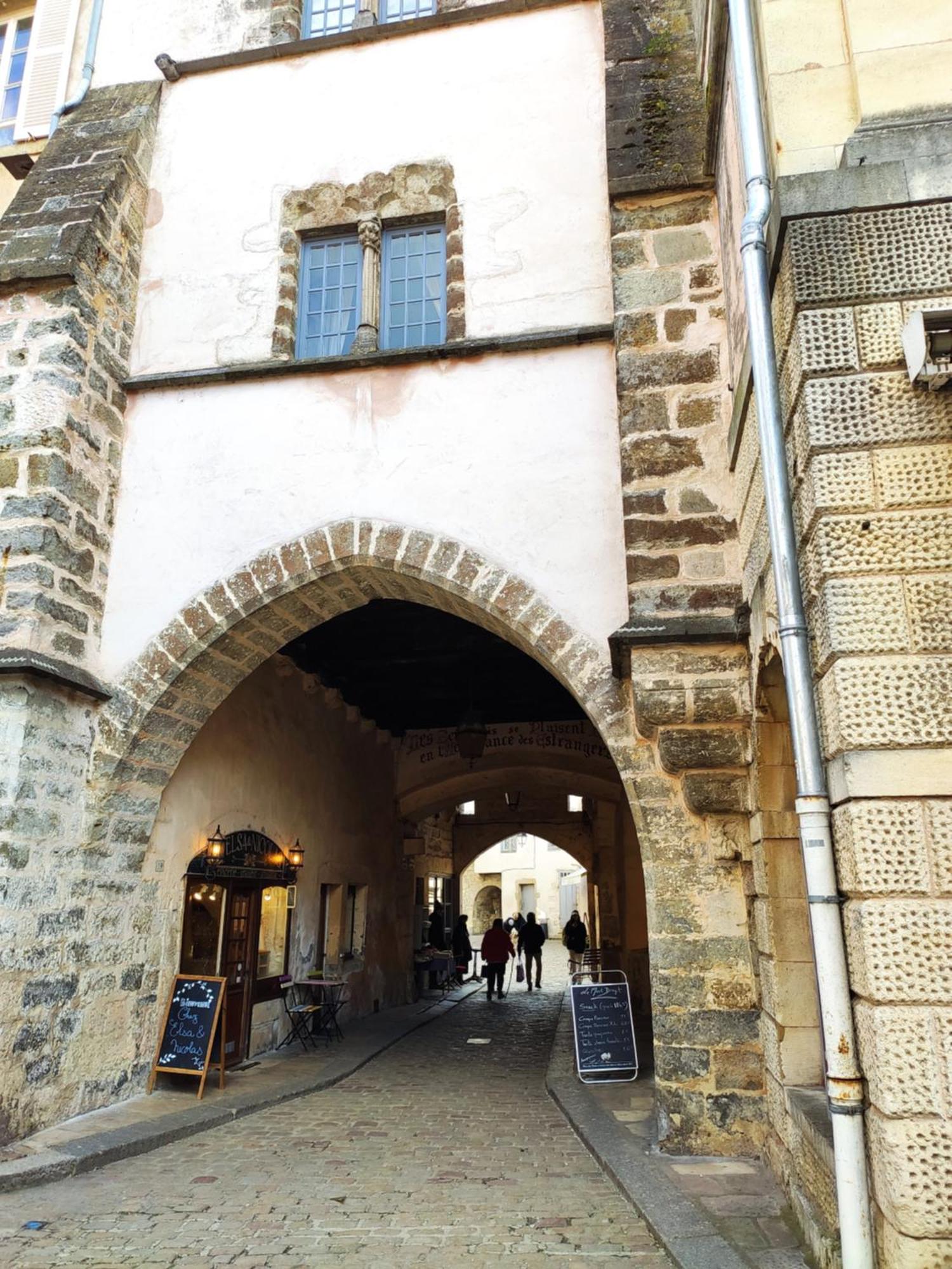 Apartament Locn'Roll Semur-en-Auxois Zewnętrze zdjęcie